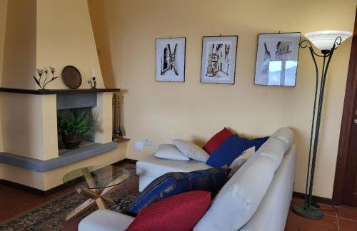 Farmhouse in Monte Santa Maria Tiberina with garden - Foto 6