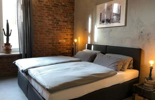 OLD PRINTING HOUSE - Modern I City I 2 Min HBF I E-Ladesäule - Foto 13