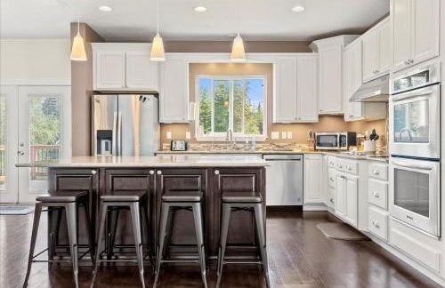 Moose Meadow 5 Bedroom Home by RedAwning - Foto 110