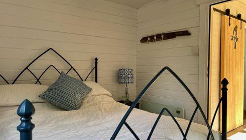 Driftwood Dreams Garden Cabin - Foto 5