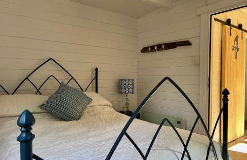 Driftwood Dreams Garden Cabin - Foto 5