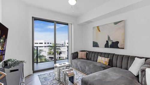 Tranquil 1 Bed Escape in Doral With Free Parking - Foto 2