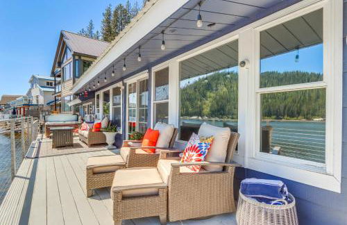 Private Hot Tub Deer Lake Home with Dock Access! - Foto 1