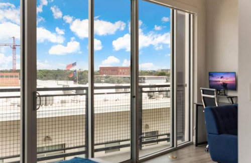 Sleek loft style 2BR I Gym I Parking I Workspace - Foto 16