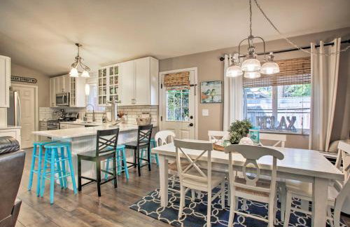 The Lake House in Rathdrum with Beach and Fire Pit - Foto 7