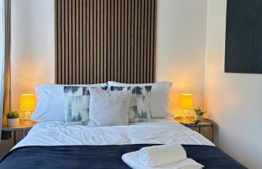 3 Double Beds Links to M6 & M5 - Foto 3