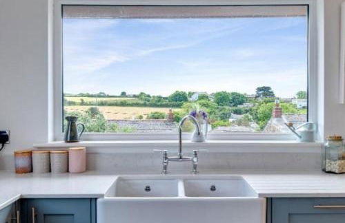 Elisa Villa - tranquil retreat 5 mins from the sea - Foto 20