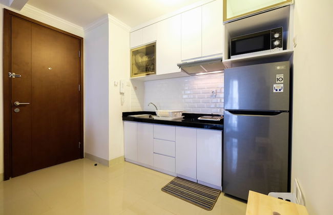 Homey 2Br Signature Park Grande Apartment - Photo 10