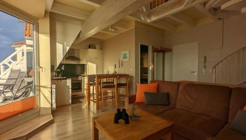 Strandkoje in erster Reihe mit traumhaftem Blick auf die Kieler Förde - Foto 2