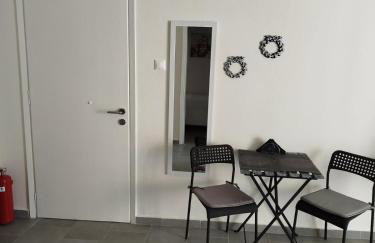 Next to the school - Foto 14