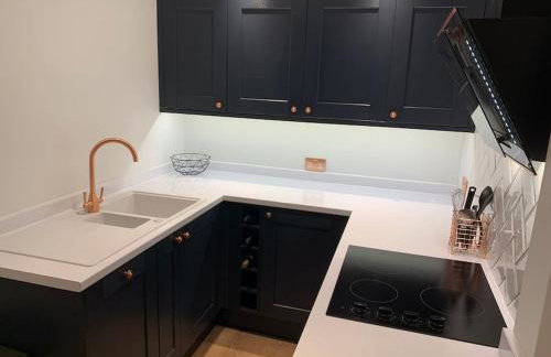 3 Bedroom apartment in Harborne - Photo 28