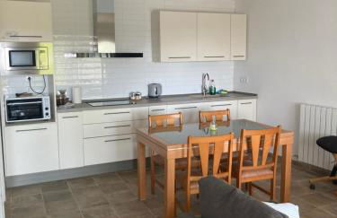 Casa con vista y jardín, a 20' de la playa - Foto 4