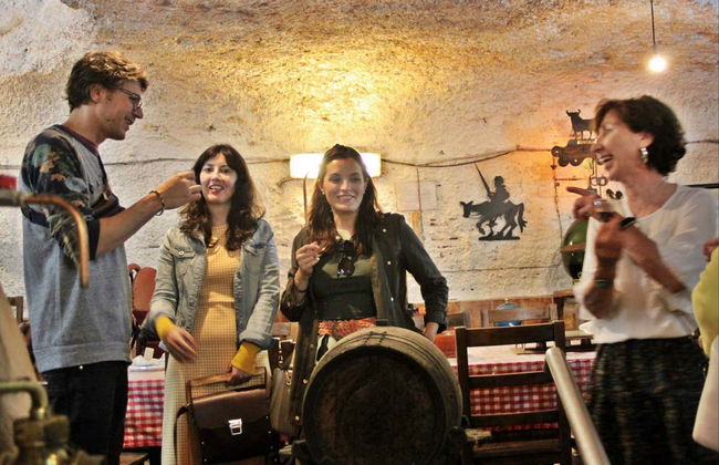 Visita a las cuevas-bodega de Tomelloso - Photo 4