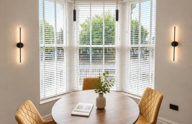 East Parade Collection, Opaz House Flat 1 - Photo 6