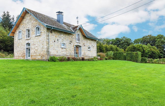 Wonderful Holiday Home in Saint-hubert With Sauna - Photo 37