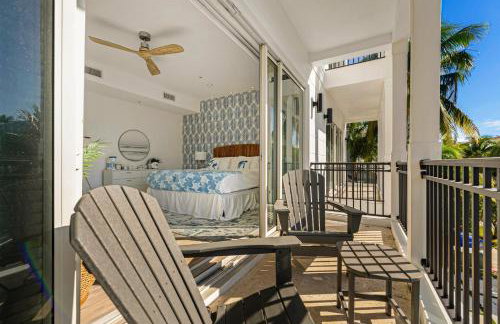 Walk to Hollywood Beach: Luxury Family Getaway! - Photo 14
