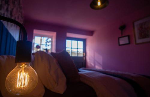 The Stables - Quirky one bed holiday home with wood fired hot tub - Foto 7