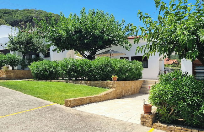 Ktima Amitsa - Foto 1