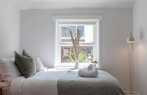 Prime Location - Southwold Gem - Sleeps 8 - Whole Cottage - Photo 52