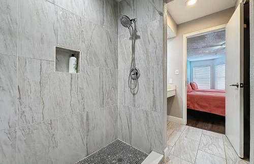 Two bed condo in Parkway Palms Resort - Foto 14