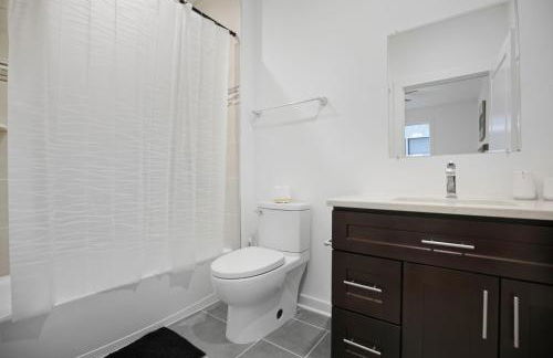 Refreshed 1BR1BA in Fairmount Square - Foto 9