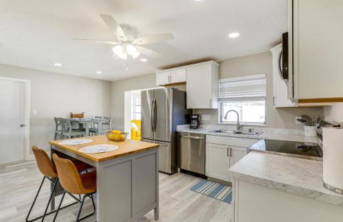 Private Hot Tub Breezy Seminole Stay! - Foto 7