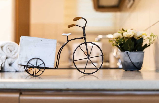 Art Apartment Near Mamila best Location 1 - Photo 19