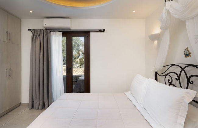 Pithos Apartments - Photo 5