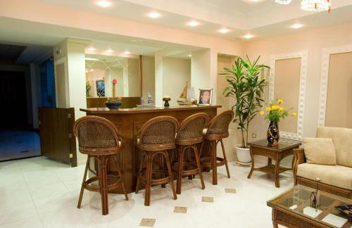 Hotel Viana - Photo 10