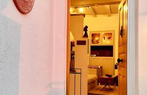 Ioulis Century Home - Photo 18