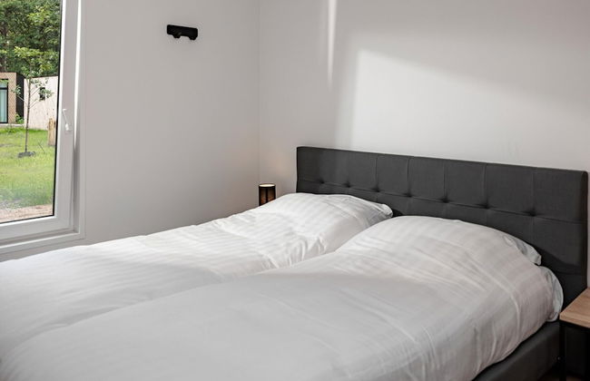 Luxe Lodge Near Schaijk - Photo 2