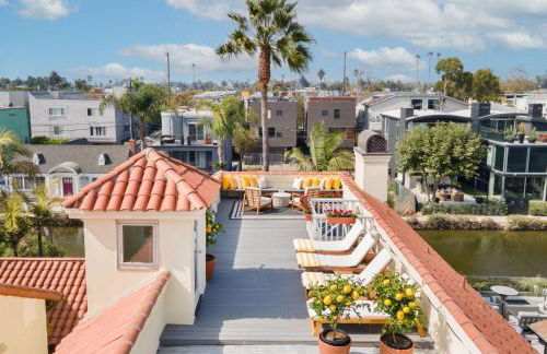 The Canal Escape - canal-front Italian villa - Foto 68