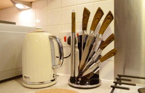 2 Bedroom Apartment - Disc0unts - Parking, Contractors, Group, Family - Foto 25