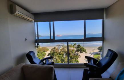 A melhor vista de Santos para 5 pessoas pé na areia - Foto 1