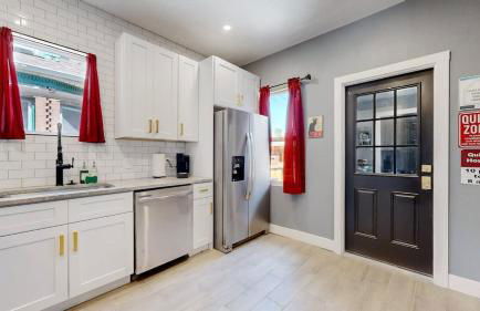 Spooky Victorian Family house with four bedrooms central to downtown - Foto 23