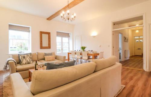 Feathers, Blythburgh - Foto 4