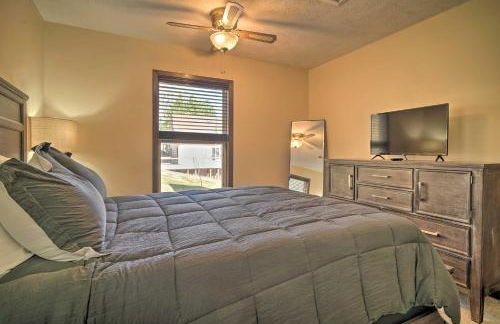 Caryville Home with Dock, Steps to Norris Lake! - Foto 16