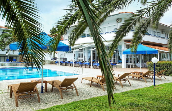 Xenios Port Marina Hotel - Photo 32