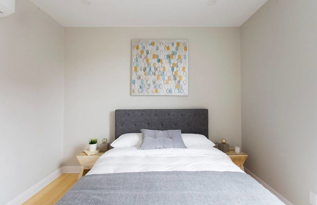 Trendy Little Italy 3 Bedroom Condo - Foto 6