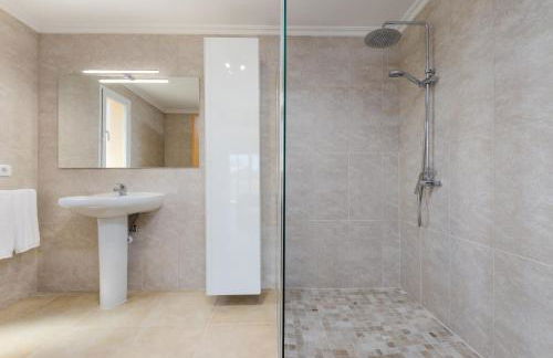 Dones D Aigua 11 in Urbanitzaci s Estanyol - Foto 74