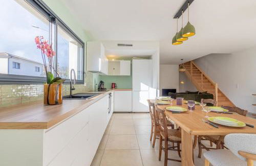 Maison moderne et spacieuse avec jardin à Pessac - Foto 9