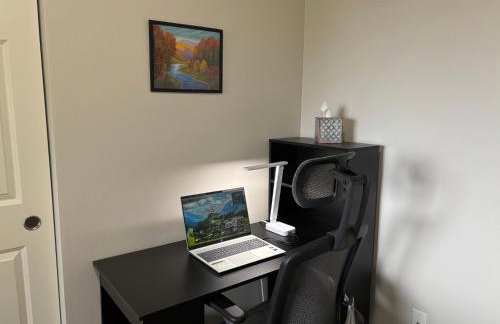 Water & Mountain Views - Family & Pet Friendly - Foto 11