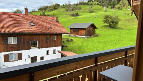 DAS BISCHOF - 5 exklusive Ferienwohnungen und 1 Doppelzimmer - 4x mit privater Zirben Sauna - Semmelservice & Hindelang PLUS - Foto 3