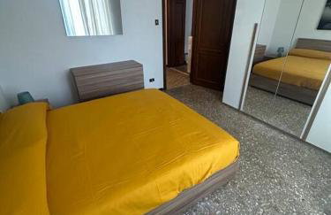 [Metro C - Centocelle] Ampio Appartamento con tre camere da letto - Photo 3