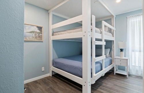 Our Cove Retreat - Perfect for Wave-Free Swimming, Tanning & Prime Location Fun! - Foto 24