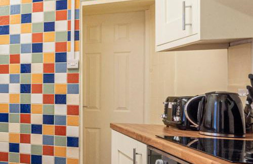 Harbour place in Newcastle under Lyme with Parking, perfect for Contractors or Alton Towers - Foto 5