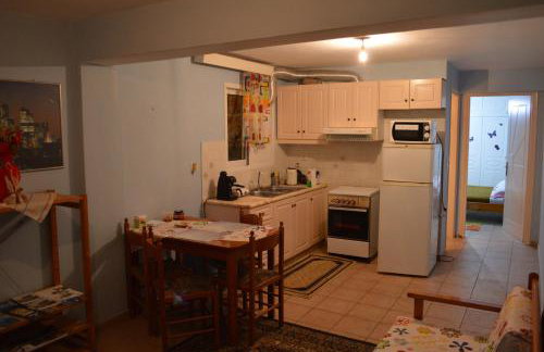 Private Αpartment Agiou Athanasiou Street F - Foto 1