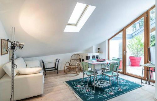 Zweizimmer-Wohnung mit Schlossblick - Photo 6