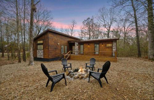 Diamond Cabin w/ jet shower & secluded back deck! - Foto 24