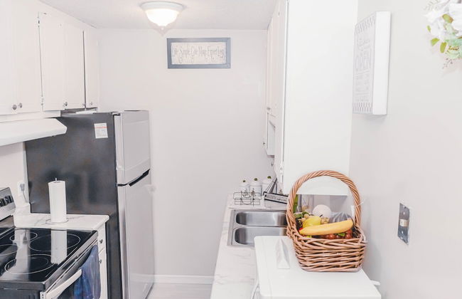 New-20p off-Uptown Love MPLS next to Fun - Foto 18